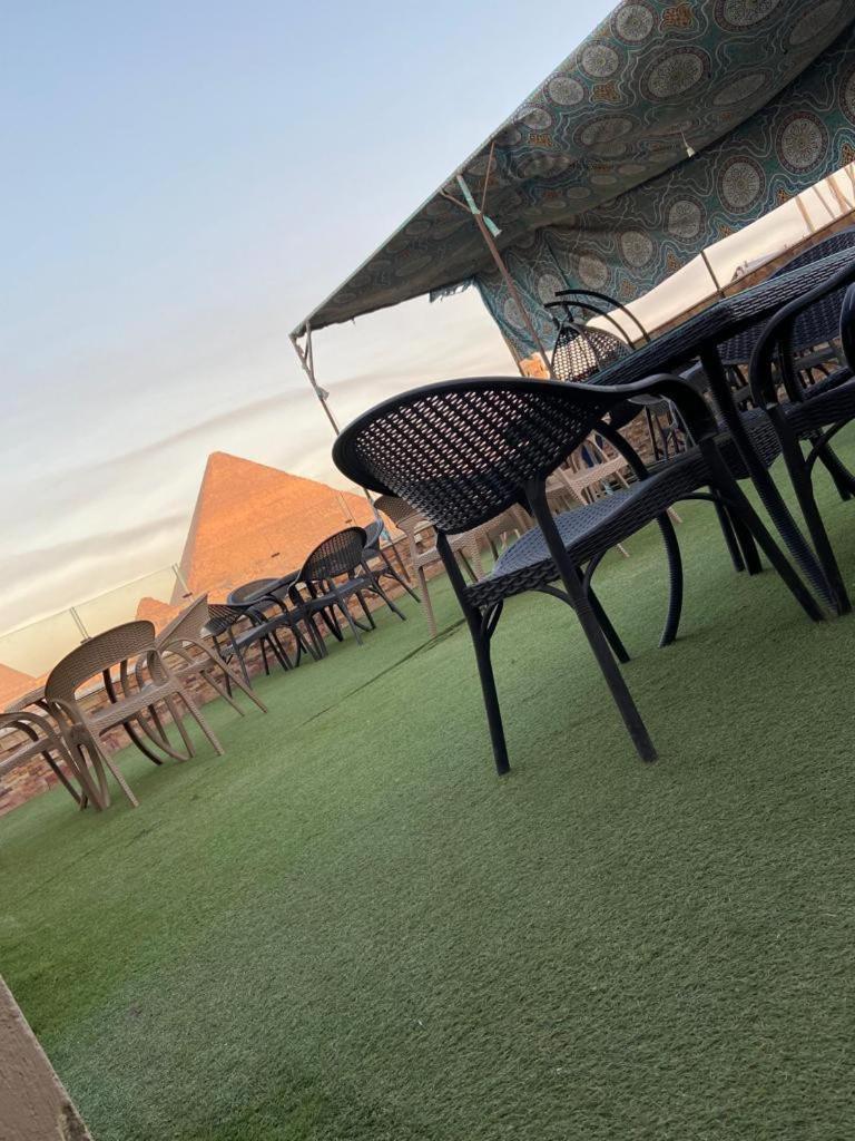 Black Pyramids View Le Caire Extérieur photo